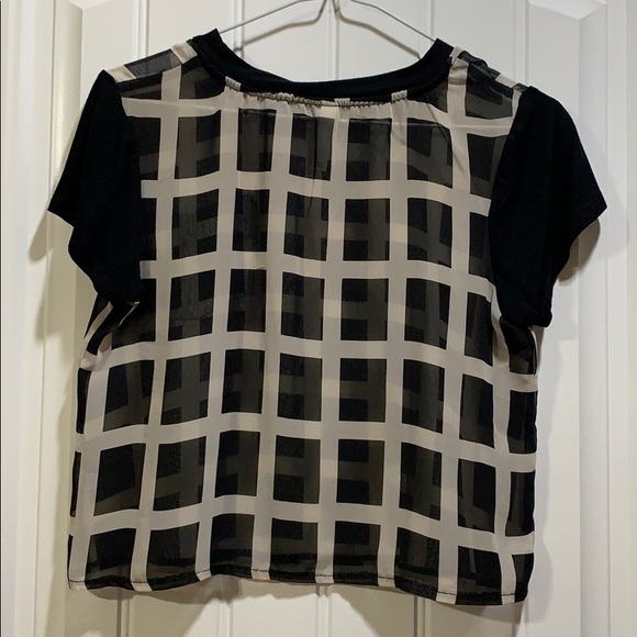 Sheer grid print top - Picture 3 of 3